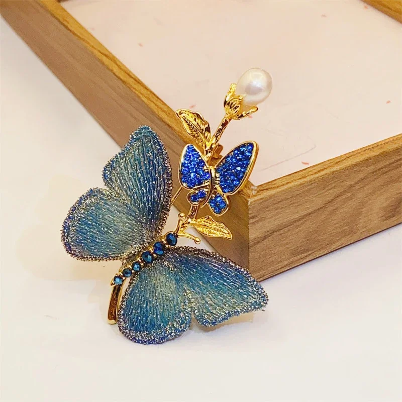 CHKAWOC Style Vintage hand-embroidered fabric Butterfly Brooch for Valentine's Day gift Upscale fashion individual dress corsage