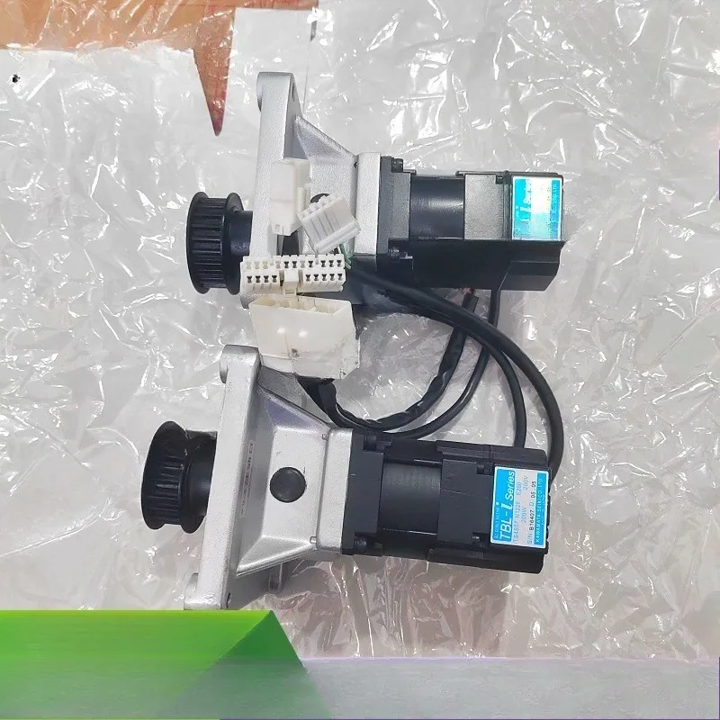 Parts are suitable for Toshiba elevator motor door motor TS4507N1228E200/200W original