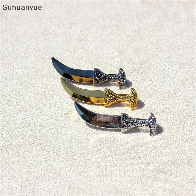 Pince à cravate en forme d'épée large et chic pour un gentleman moderne – Idéal pour les affaires ou le mariage