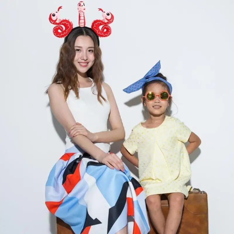 

A52E Festival Snake Headband for Chinese New Year Celebrations Adjustable 3D Snake Hairhoop for Adults and Kids All Age