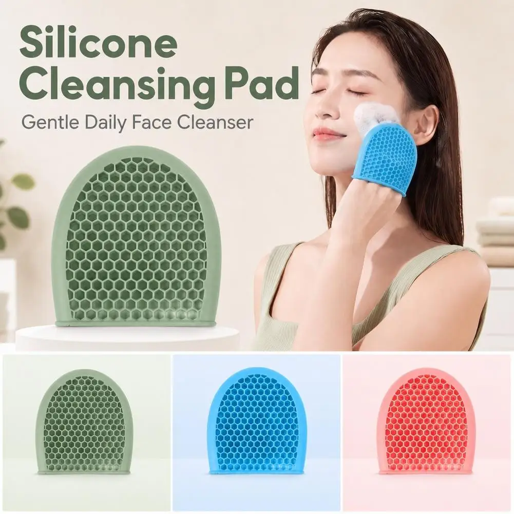 Honeycomb Exfoliating Shower Finger Caps, available in multiple colors, cleanses the skin and is safe, breathable and odorless.