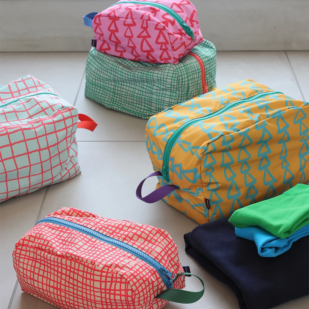 nouvelle-trousse-de-maquillage-a-carreaux-color-block-simple-grande-capacite-portable-pour-voyages-pour-femmes-et-hommes