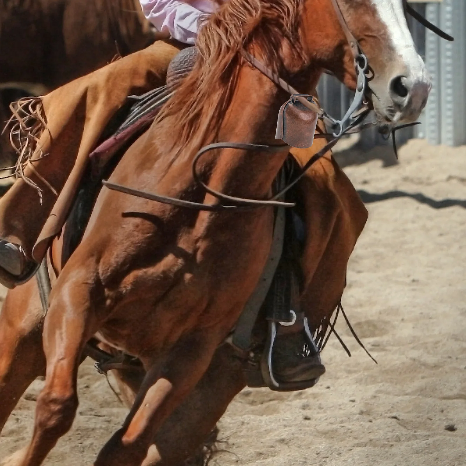 

2Pcs Elegant Farming Bell Decor Sturdy Metal Sheep Cow Bell Pendant Small Size for Animal Anti-Loss Hanging Accessory Red Bronze