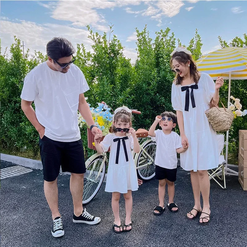 Summer Family Matching Outfits Mother Daughter Pure White Fashion Dresses Dad Son T-Shirt Holiday Seaside Couple Clothing Set