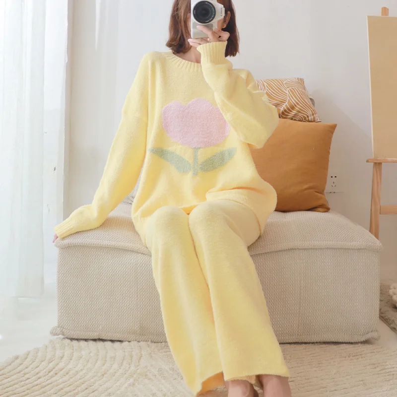 Tulip Yellow Pajamas Long Sleeve Crew Neck Pullover Soft Top Pants Autumn Homewear Winter Sleepwear Clothing Sets for Women