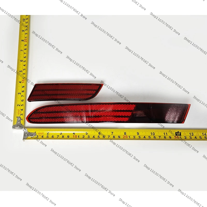 【Separate & Select parts】 For VW Touareg 2016 -2018 Left Right Rear Bumper Reflector Brake Lamp Light 7P6945105A 7P6945106A