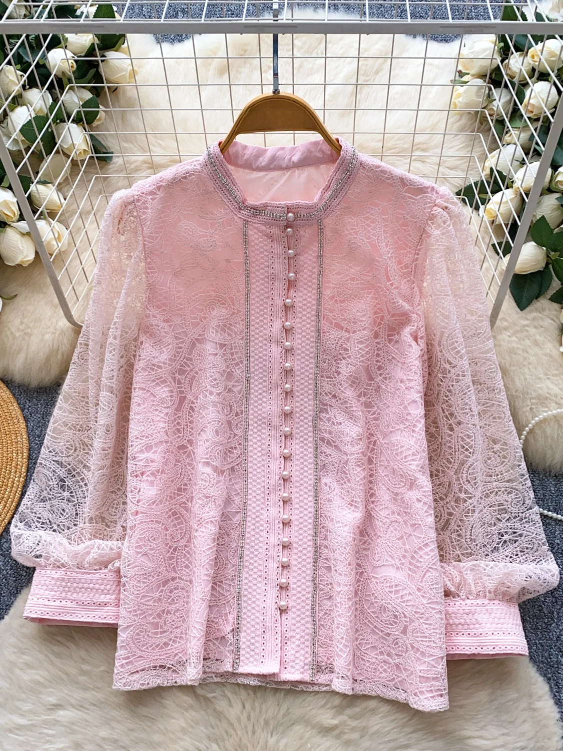 

Ele Heavy Embellied Кружева на одной пуговице Женская мода Осень Нежный универсальный длинный свек Полиэфирное волокно