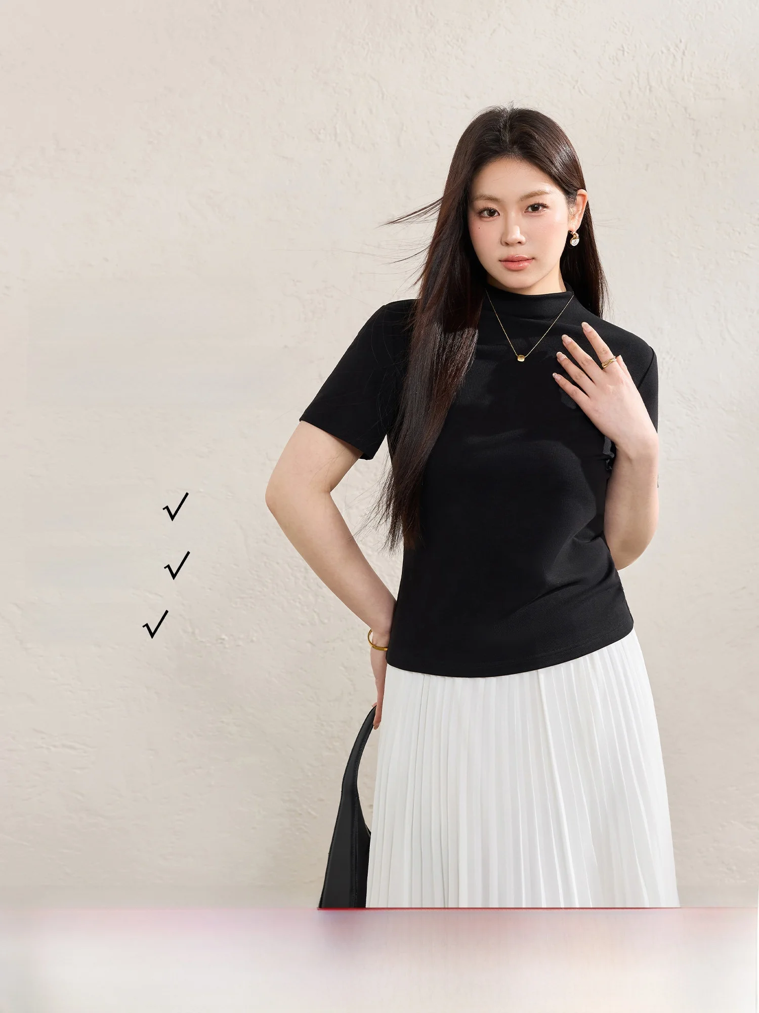 

Женская черная футболка с коротким рукавом и воротником-стойкой больших размеров Blue Language, летняя, облегающая, базовая, в повседневном стиле