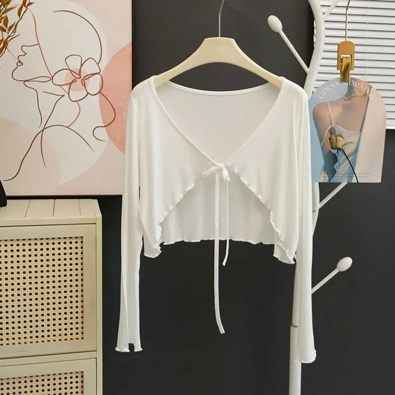 

Женская летняя накидка-шаль больших размеров без рукавов с V-образным вырезом, короткое пальто с отделкой «деревянные ушки», повседневный городской стиль