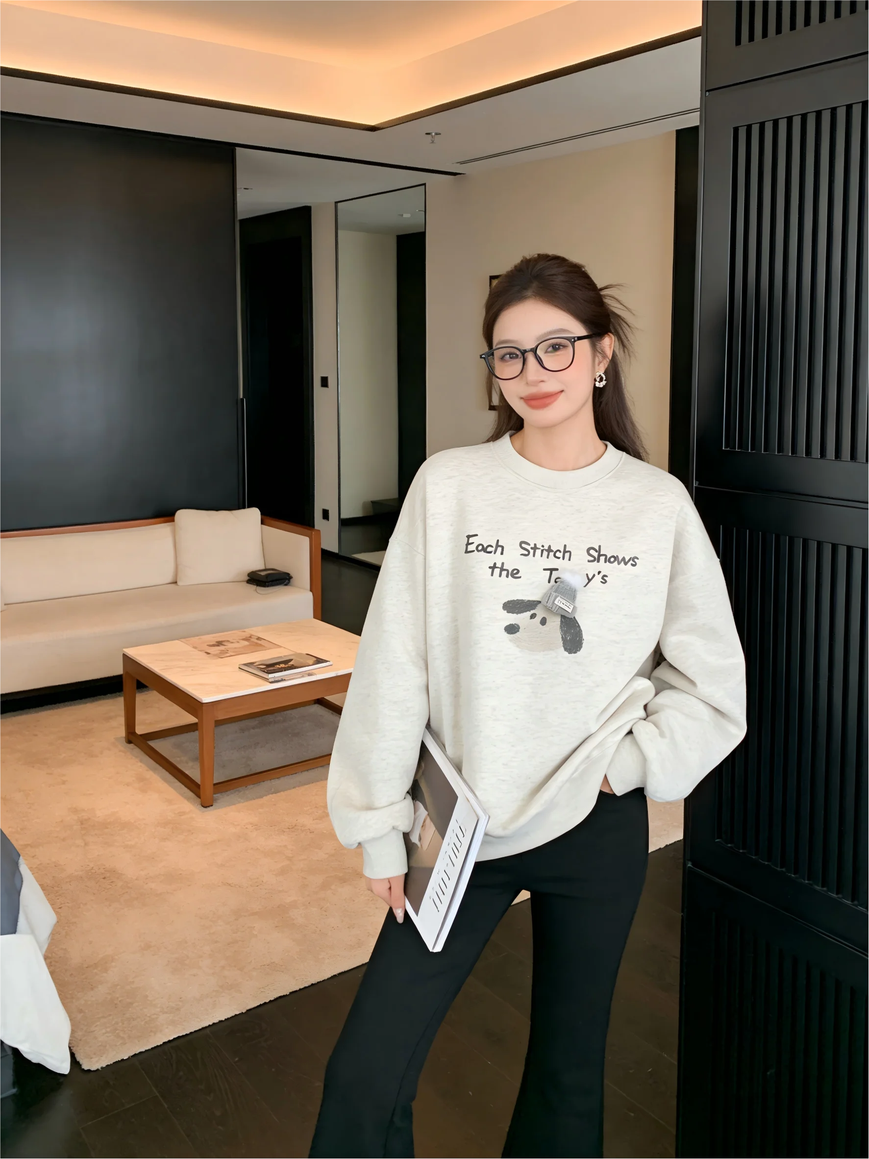 

Loose Fit round Ne Cartoon Dog Print Sweatirt Light ey Base Layer Top for Women Comfortable Breathable Casual Wear