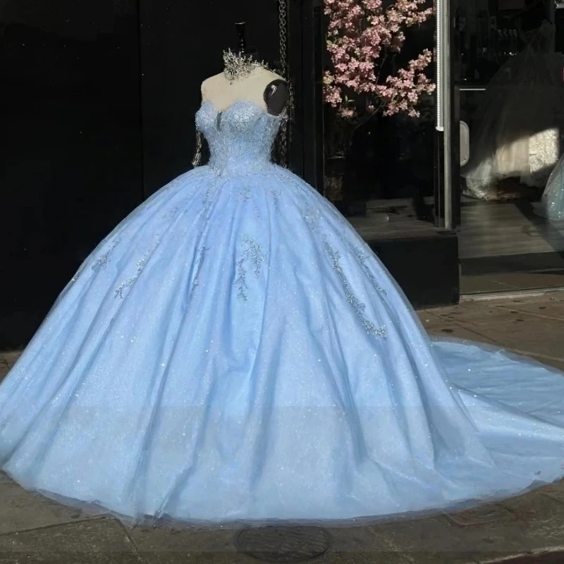 

Блестящее светло-голубое платье Quinceanera с открытыми плечами и аппликациями, кружевное тюлевое бальное платье с блестками, платья принцессы для дня рождения