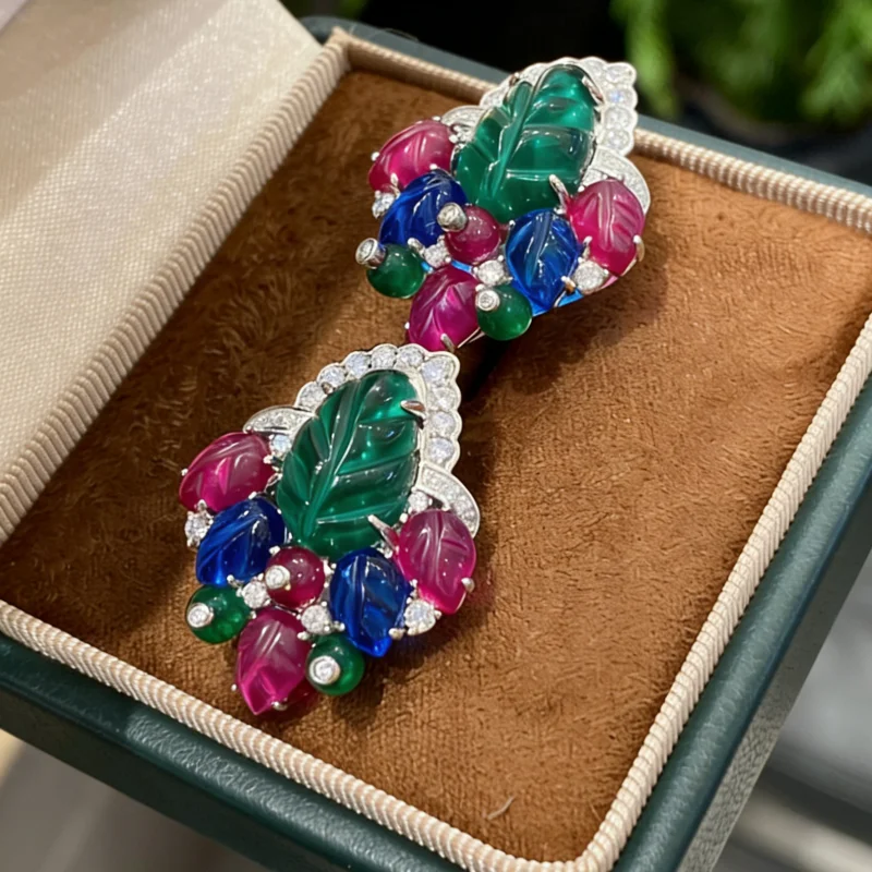Bellux Vintage Light Luxury Jewelry 925 Silver Gold-plated Fruit bag Carved Gemstone Leaf shaped Earrings for Women