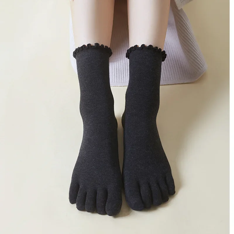 Calcetines de algodón de cinco dedos para mujer, medias cortas, coloridas, sueltas, con punta dividida, estilo japonés, a la moda, para otoño