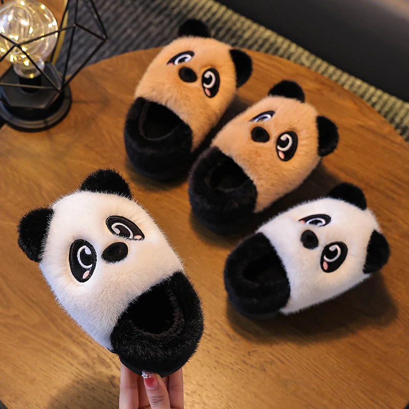 

Плюшевые тапочки для родителей и детей с милой пандой, теплая и нескользящая домашняя обувь с мультяшными животными на осень и зиму, уютные домашние тапочки для пар