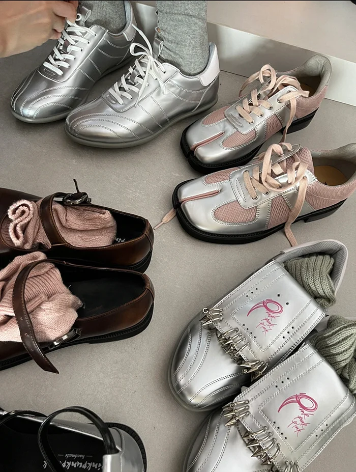 

New 2025 Hot Multifunctional Lightweight Walking Shoes Multicolor High Top Running Shoes for Men and Women Very Good