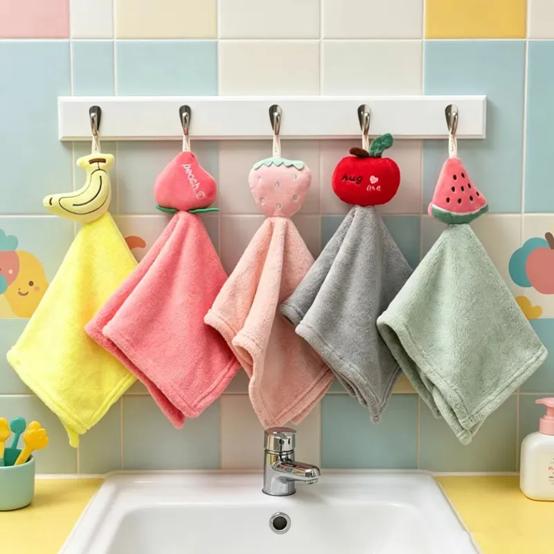 

1Pc 40x40cm 3D Cartoon Fruit Hand Towel Soft Coral Velvet Absorbent Hanging Bathroom Children Wash Cloth