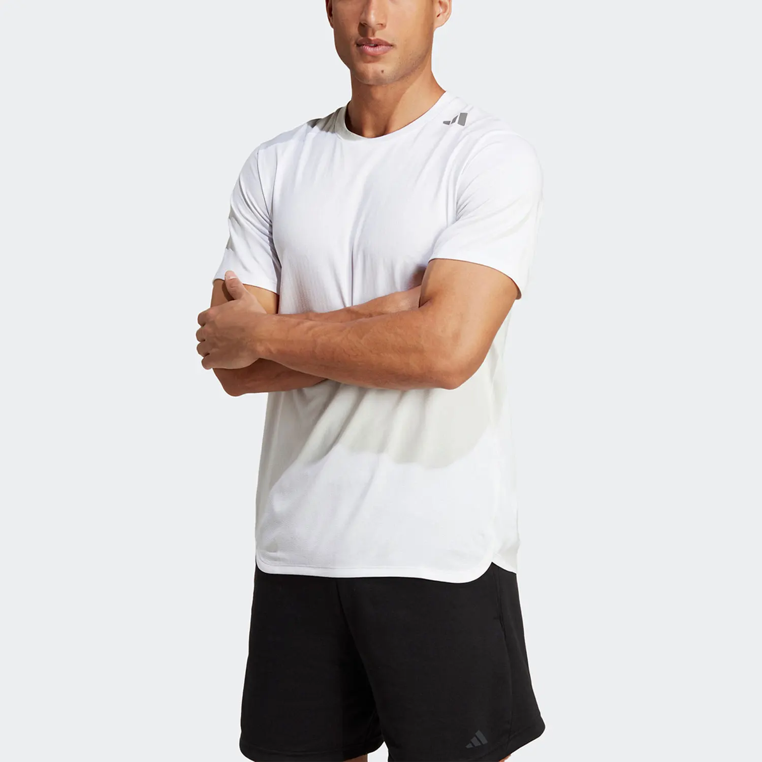 

Мужская спортивная футболка для фитнеса Adidas Official Authentic D4T HR HIIT TEE IB9096