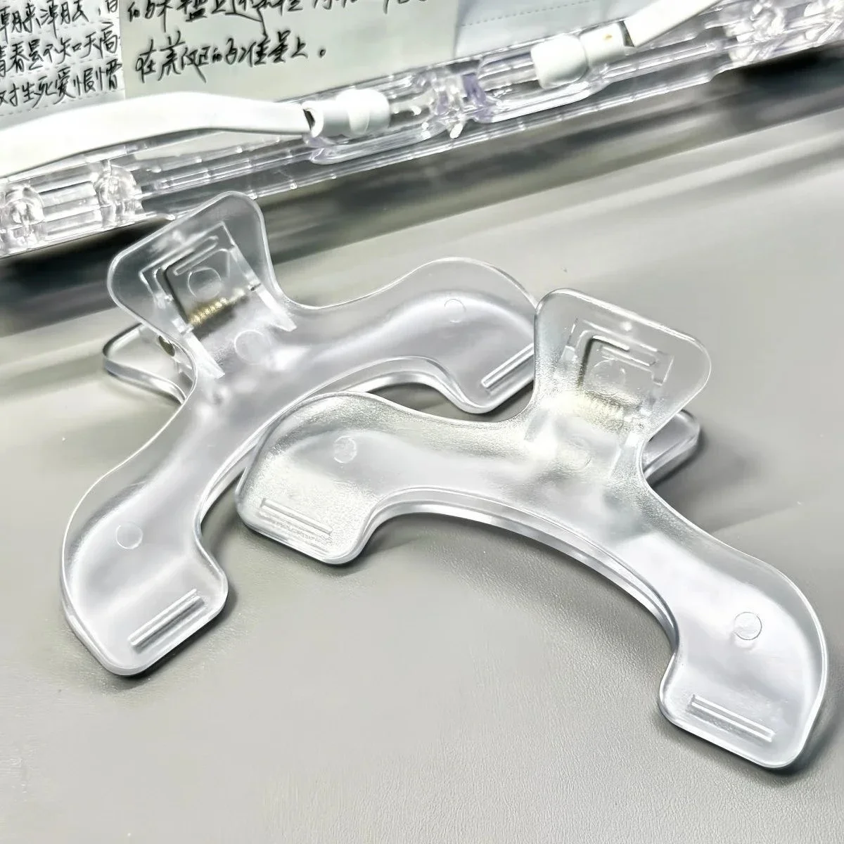 

1-3Pc Book Clip Reading Clip Desk Accessories Fixed To Prevent Page Turning Transparent Frosted Folder Clips Home Office