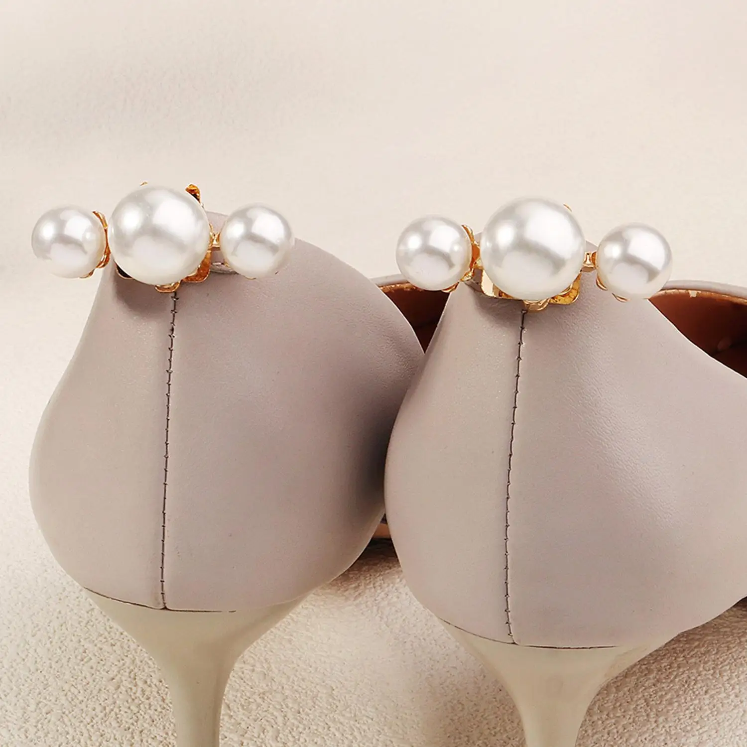 2pcs Fashion Multifunctional Lady Fake Pearl Shoe Decorative Clips Removable Charm Buckle Clamp Versatile Decorative Accessories
