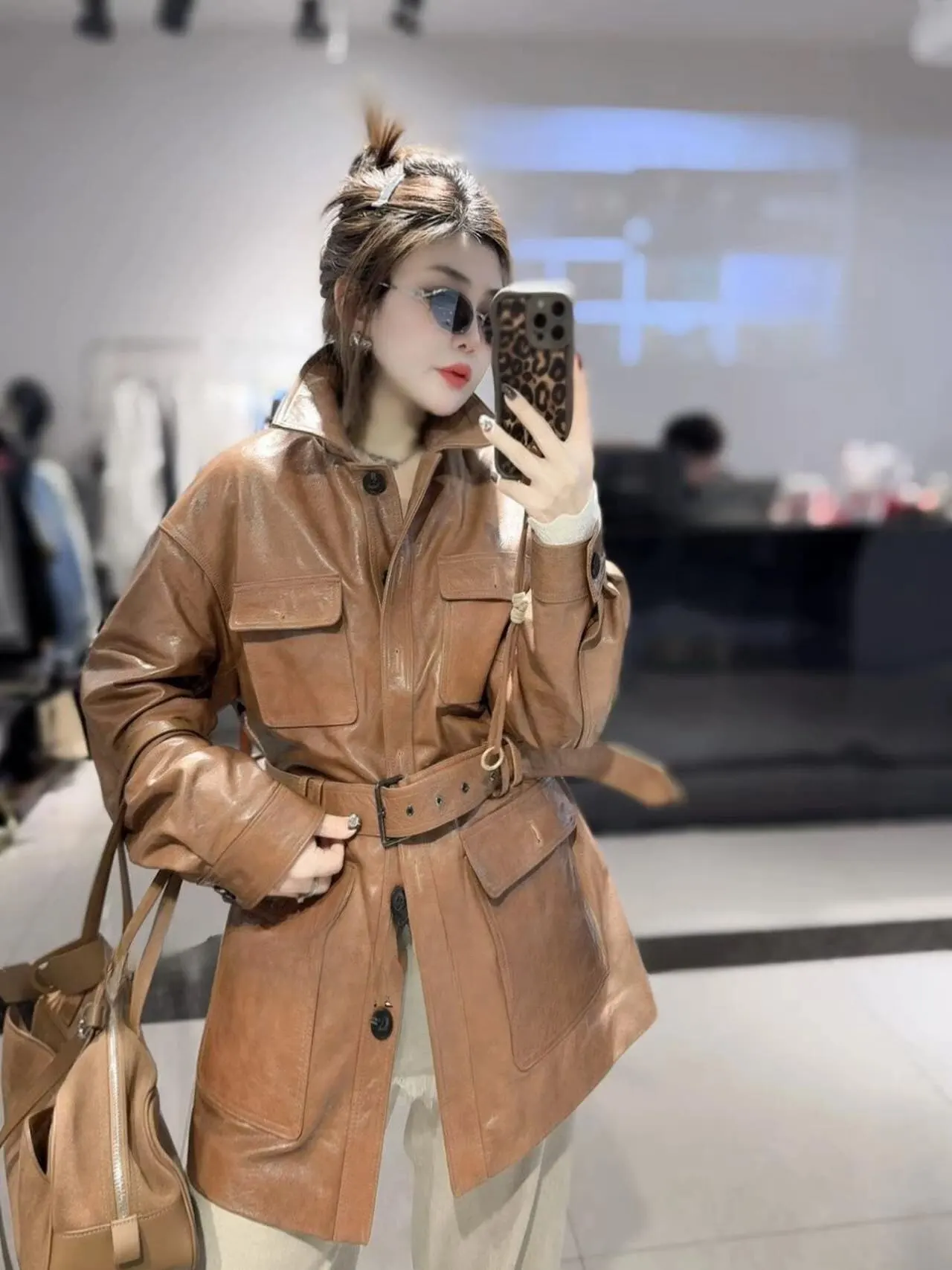 

Новая женская кожаная куртка Ning 2026 из овчины: роскошное ощущение, маленький размер, натуральная кожа, длинный рукав, на молнии