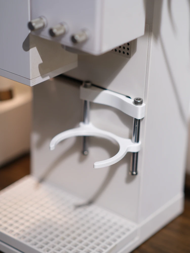 xBloom Studio エックスブルーム 全自動コーヒーメーカー (ムーンライトホワイト) Xbloom Studio - Moonlight Whiteمكينة تحضير القهوة اكسبلوم – DrBaristakw