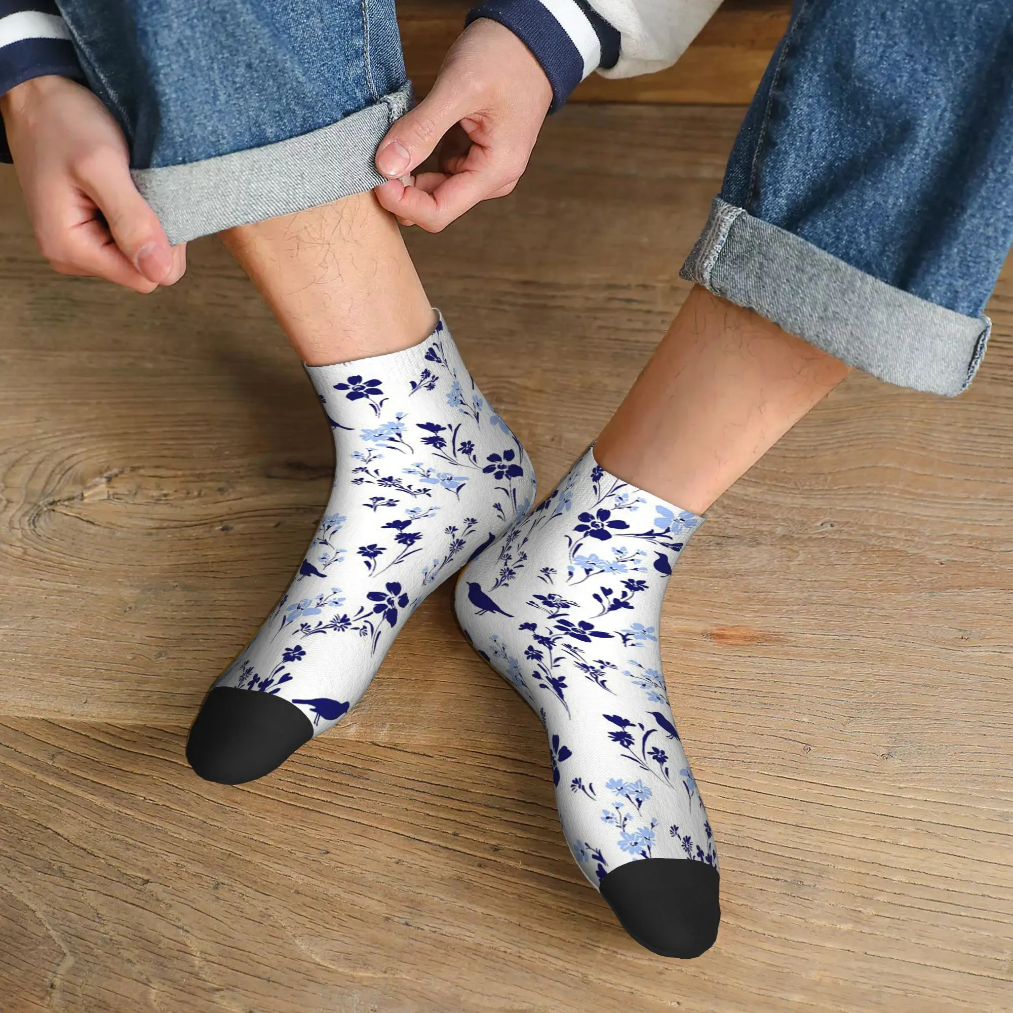 

Всесезонные носки с птицами и цветочным принтом «Красивые птицы» в стиле Харадзюку, впитывающие пот, спортивные носки средней длины, мягкие забавные чулки