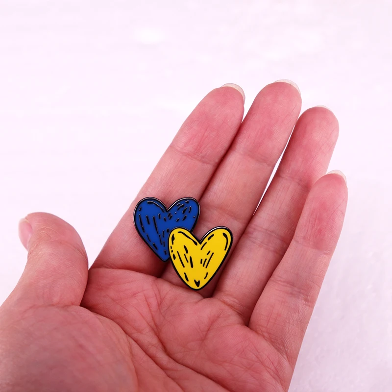 Ukraine Blue Yellow Heart Enamel Pin Brooch Jewelry  Accessories