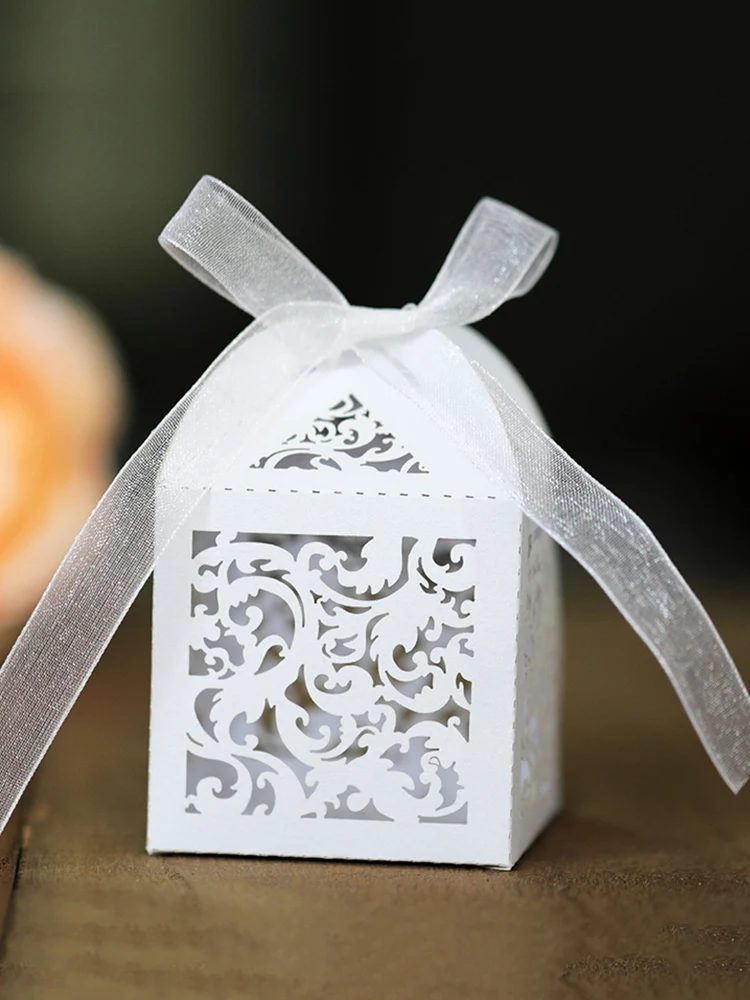 Boîtes à Bonbons en Vigne à Fleurs, Sacs d'Emballage Doux avec Ruban, Décoration de ixPréChristophe et d'Anniversaire, 10 Pièces