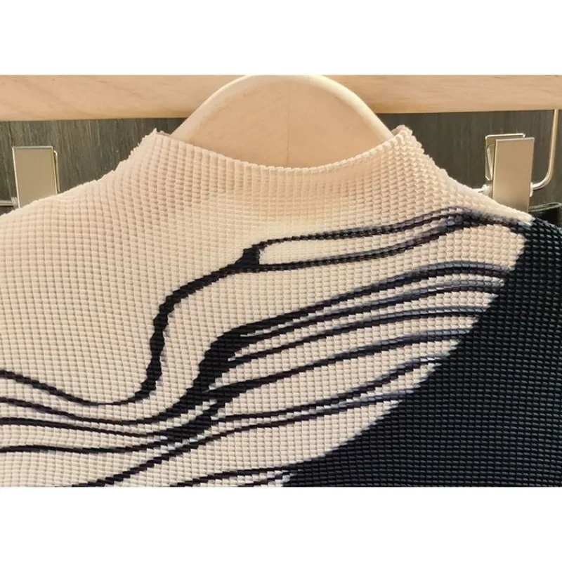 Miyake colorido plissado manga curta camiseta meia saia elástica terno feminino verão simples deslocamento temperamento roupas apertadas