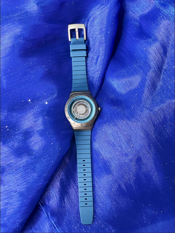 Daniel Gorman Men's Magnetic Ball Watch with Sci-Fi Design Rotating Disc Time Display Space Exploration Concept Unique Wristwatc