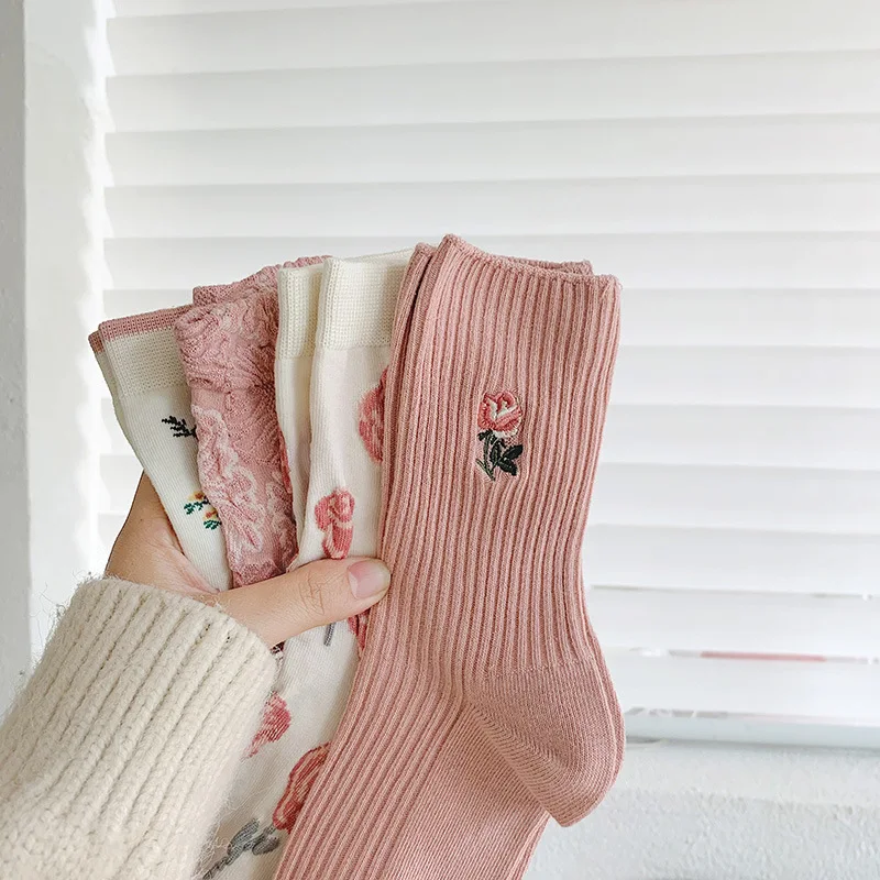 Vintage Embroidered Rose Socks All-season Japanese Embossed Flower Girl Socks Embroidery Cute Sweet Breathable Kawaii Crew Sox