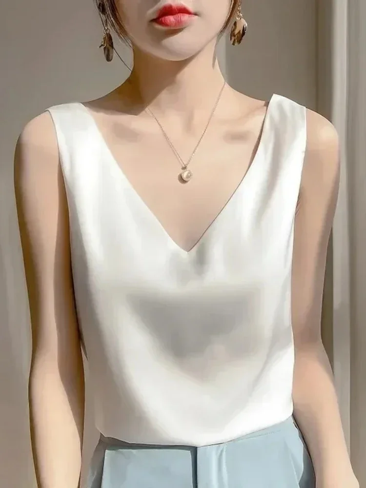 V-Neck Silk Vest Women\'s Summer Sleeveless Blouse With Acetic Acid Satin Top Sleeveless Bottoming Shirt