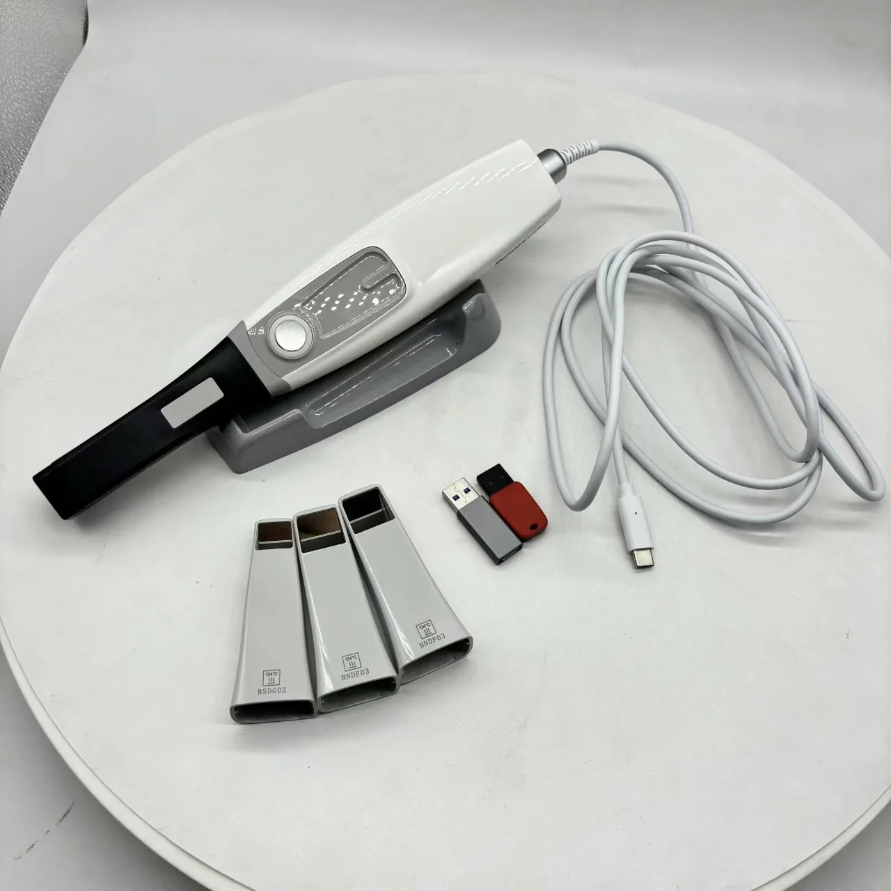 Dental 3DS Intraoral Scanner Oral Digital Impression Machine V3 Pro with Orthodontic Simulation