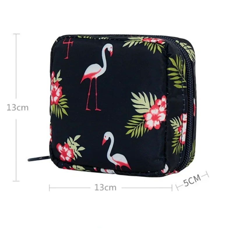 Large Capacity Women Tampon Sanitary Pad Storage Bag Portable Sanitary Napkin Organizer Women Makeup Bag Lipstick Cosmetic Pouch