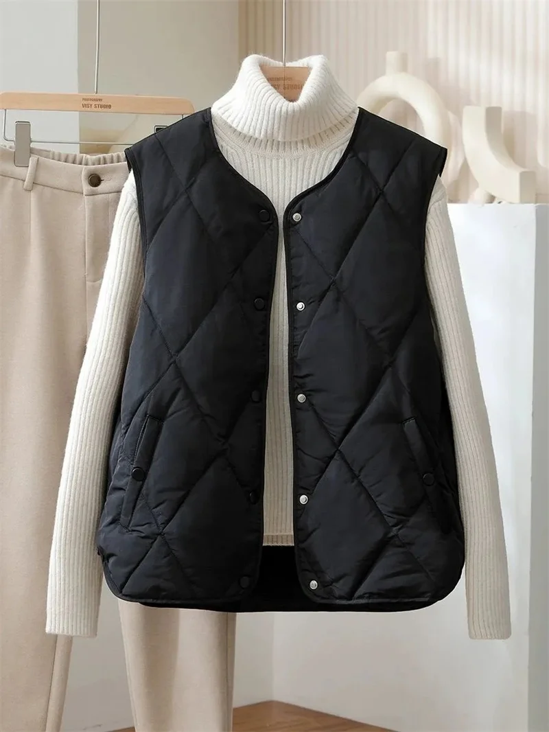 2025 Women Round Neck Vest Outwear Spring Autumn Ladies Large Size 4XL Sleeveless Coat French Female Light Thin Waistcoat Jacket