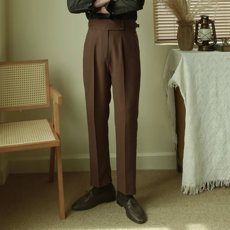 

Neapolitan Paris nine-point slim-fit buckle casual trousers