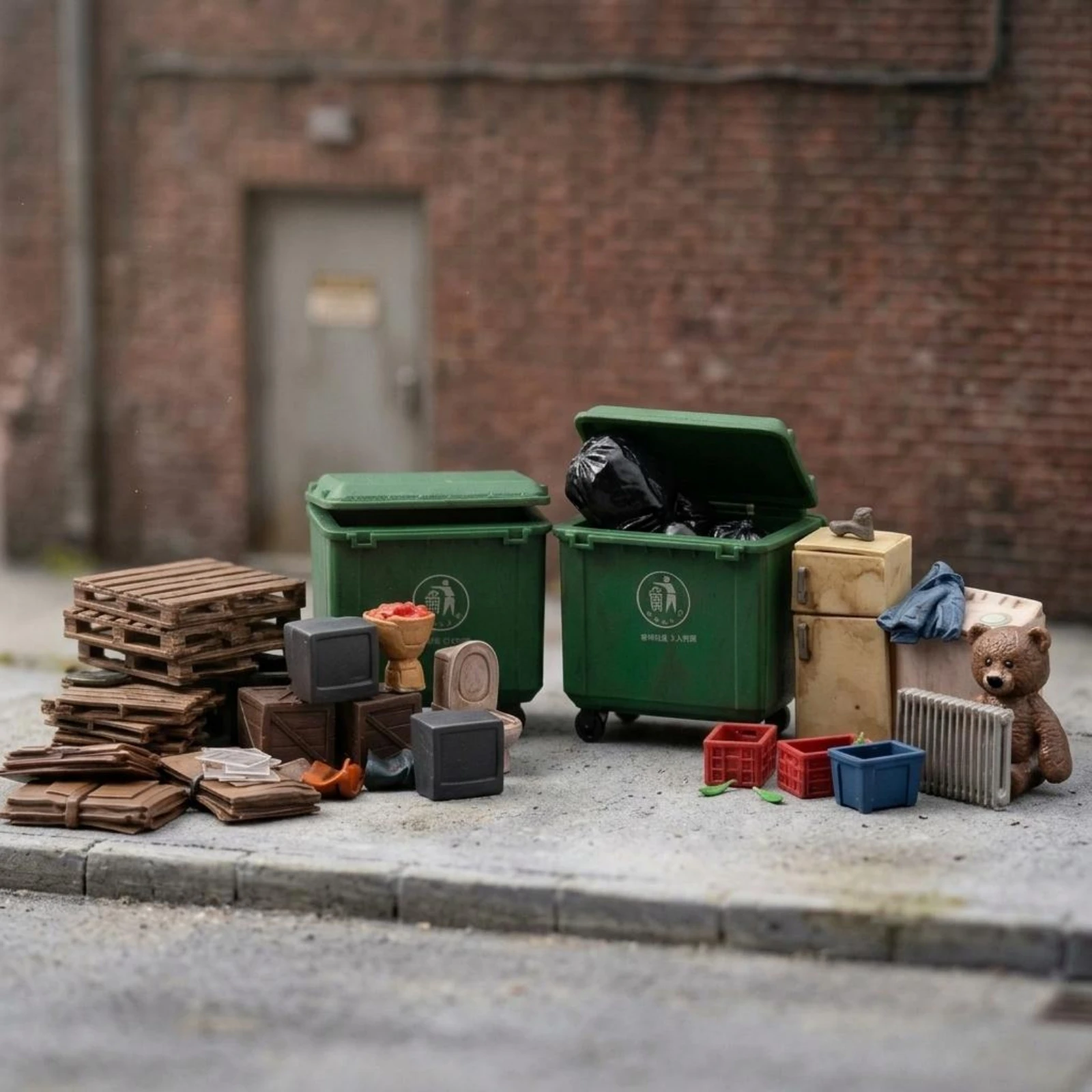 City Street-Cleaning Miniature Scene Mixed-Color Garbage Pile Model
