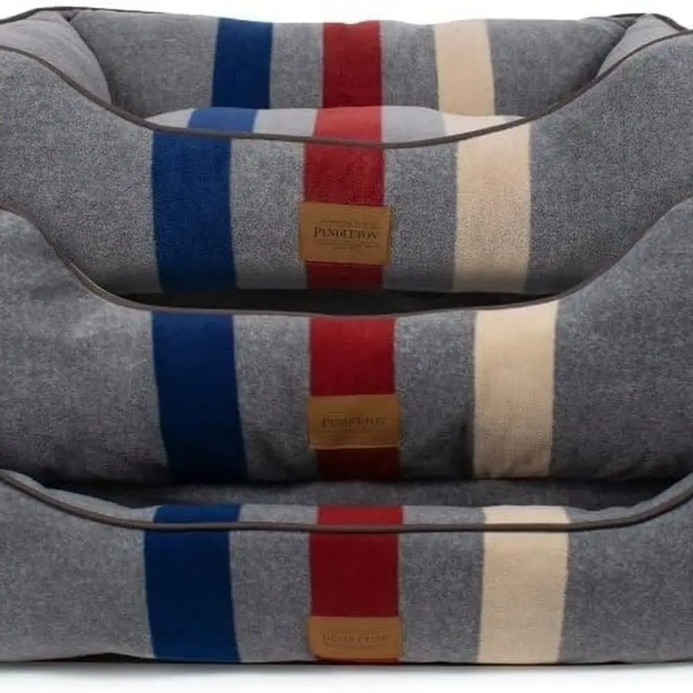 

XL Cabin Stripe Gray Fleece Cuddler Dog Bed
