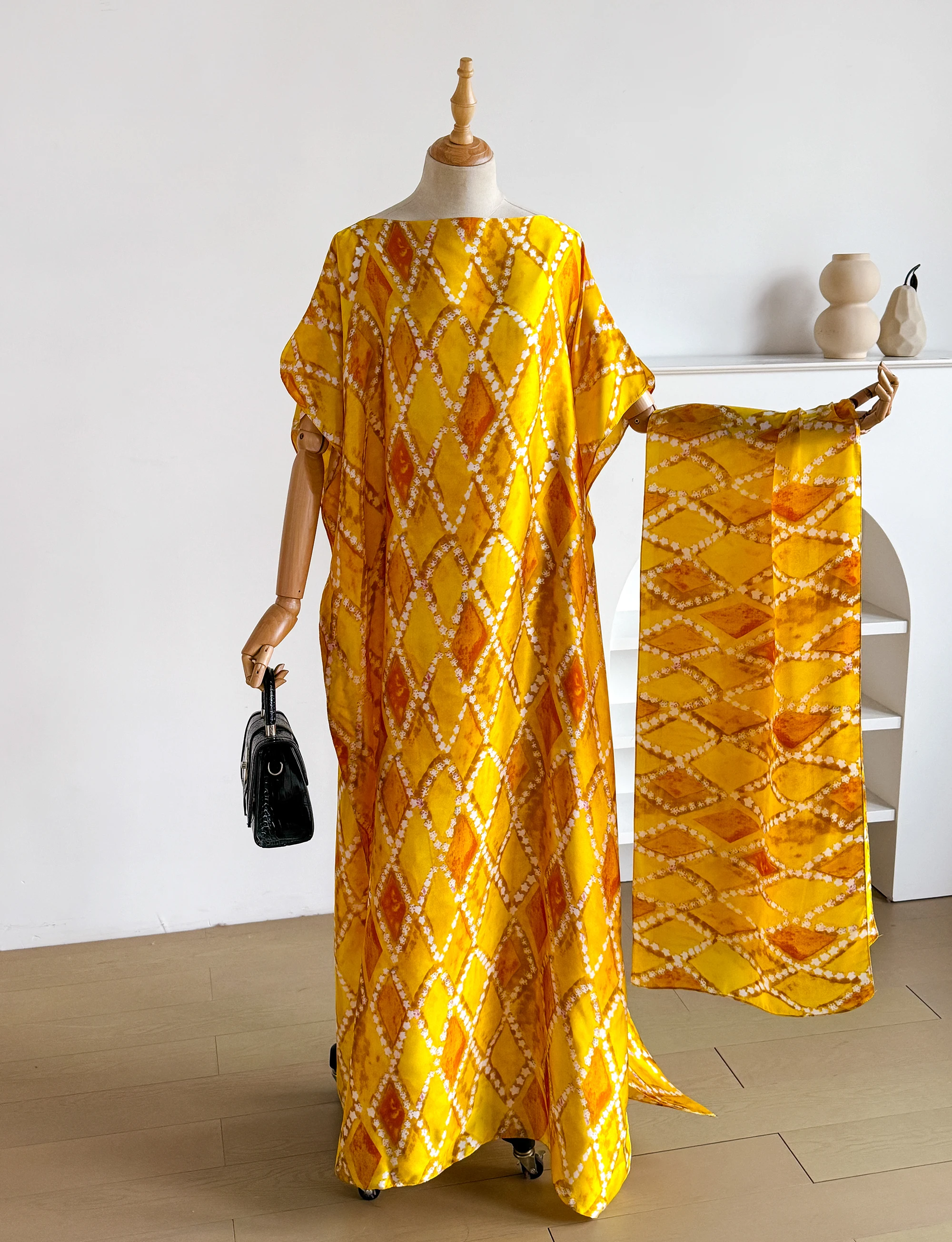 Elegant Printed Silk Muslim Lady Kaftan Dress Summer New Fashion African Long Hijab Kuwait Abaya Oversize for Women