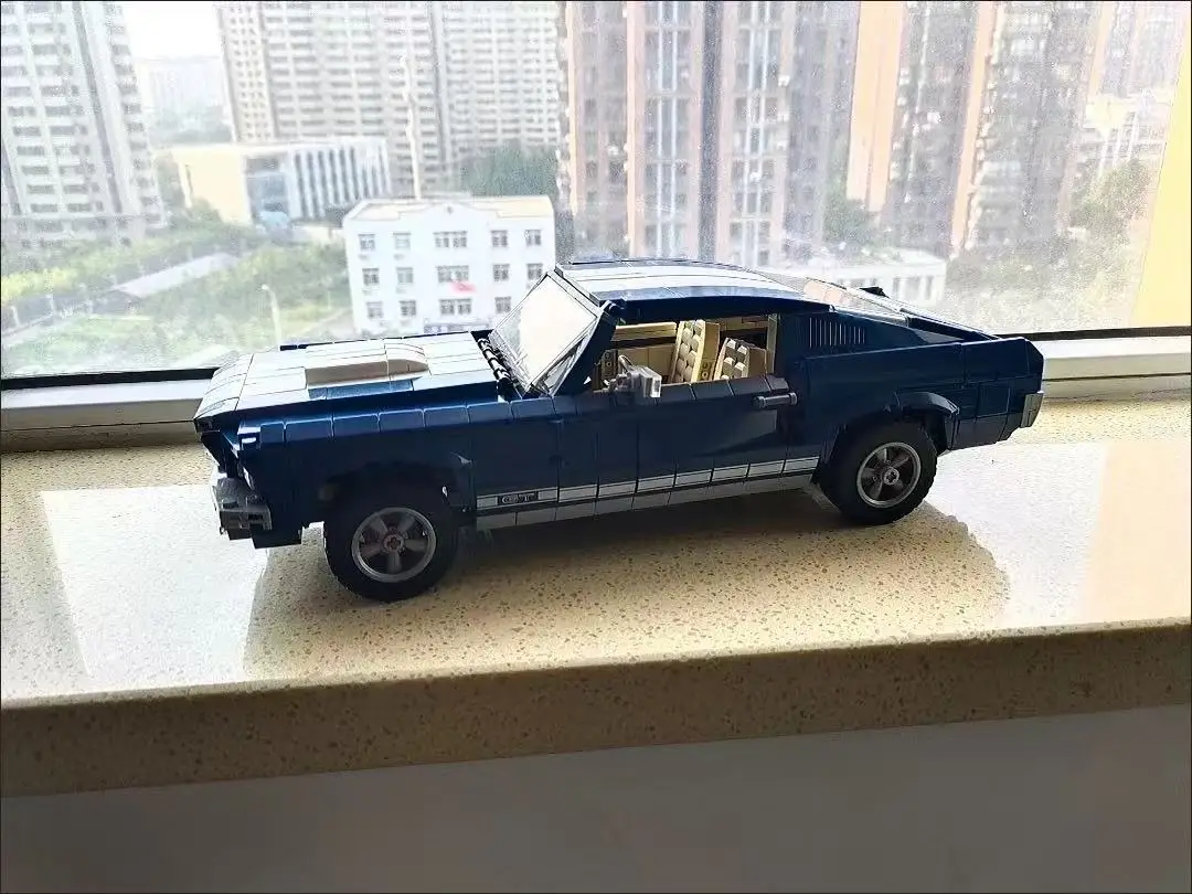

Popular compatible building blocks, Ford Mustang sports car mechanical group, creative splicing building blocks, for gifts