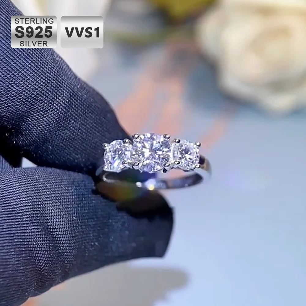 

Moissanite Engagement Rings 2ct D Color VVS1 Clarity Round Brilliant Cut 925 Sterling Silver 3 Stones Wedding Rings for Women