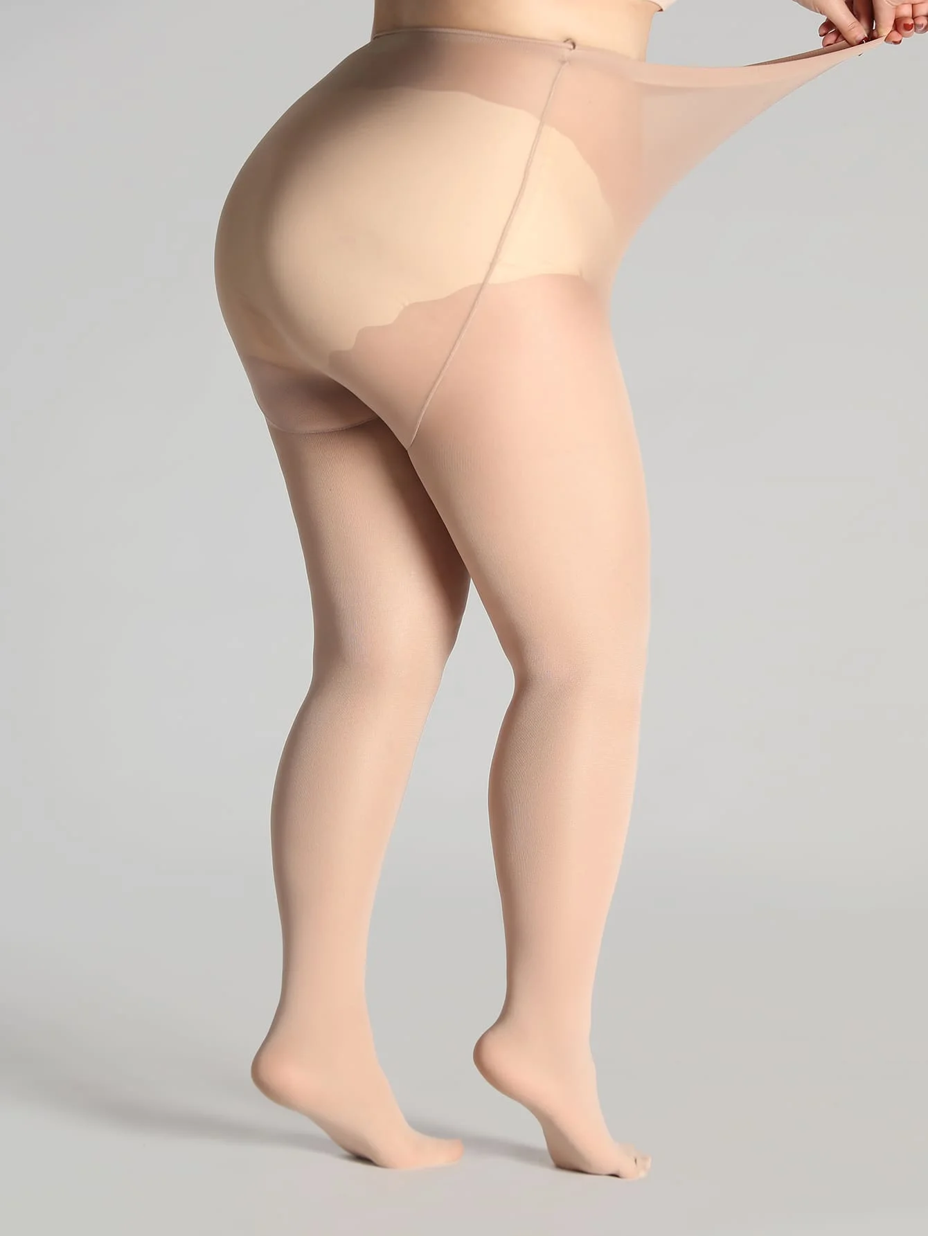 A set of 80D oversized women\'s fashionable skin tone classic pantyhose