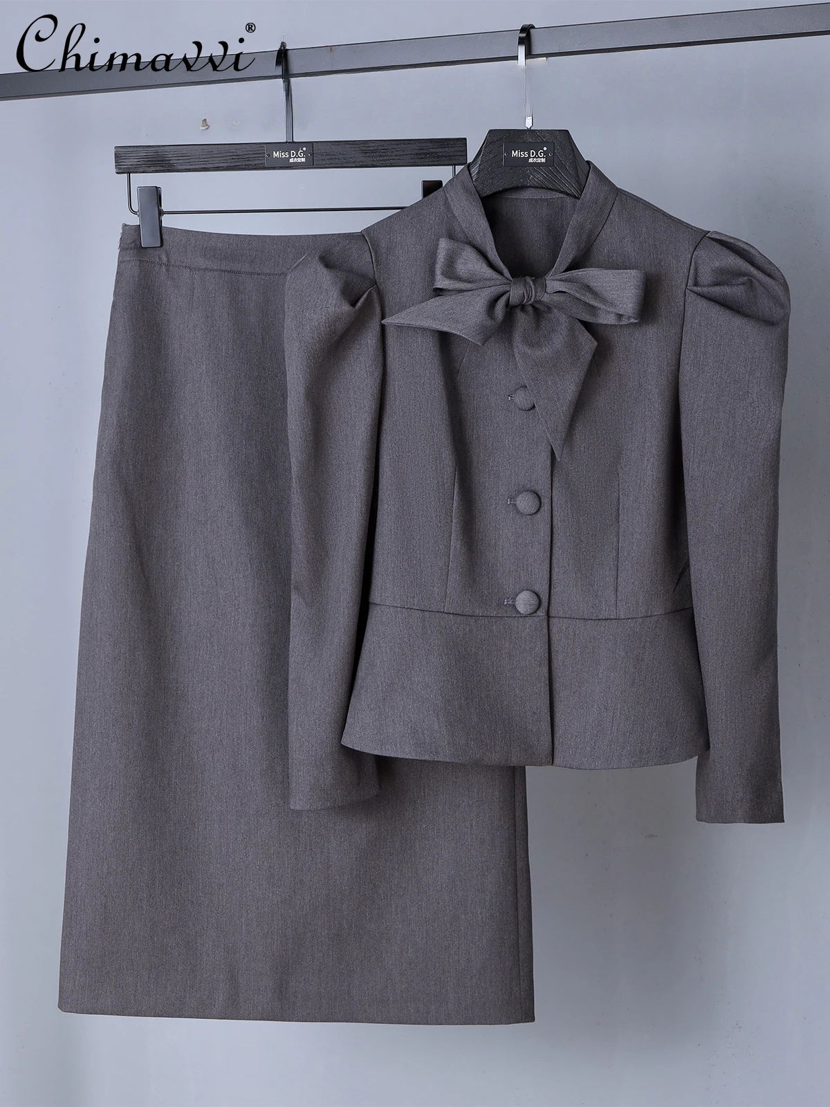 

2024 Autumn Senior Sense Simple Gray Bow Round Shoulder Blazer Hip Skirt Two-piece Set For Women