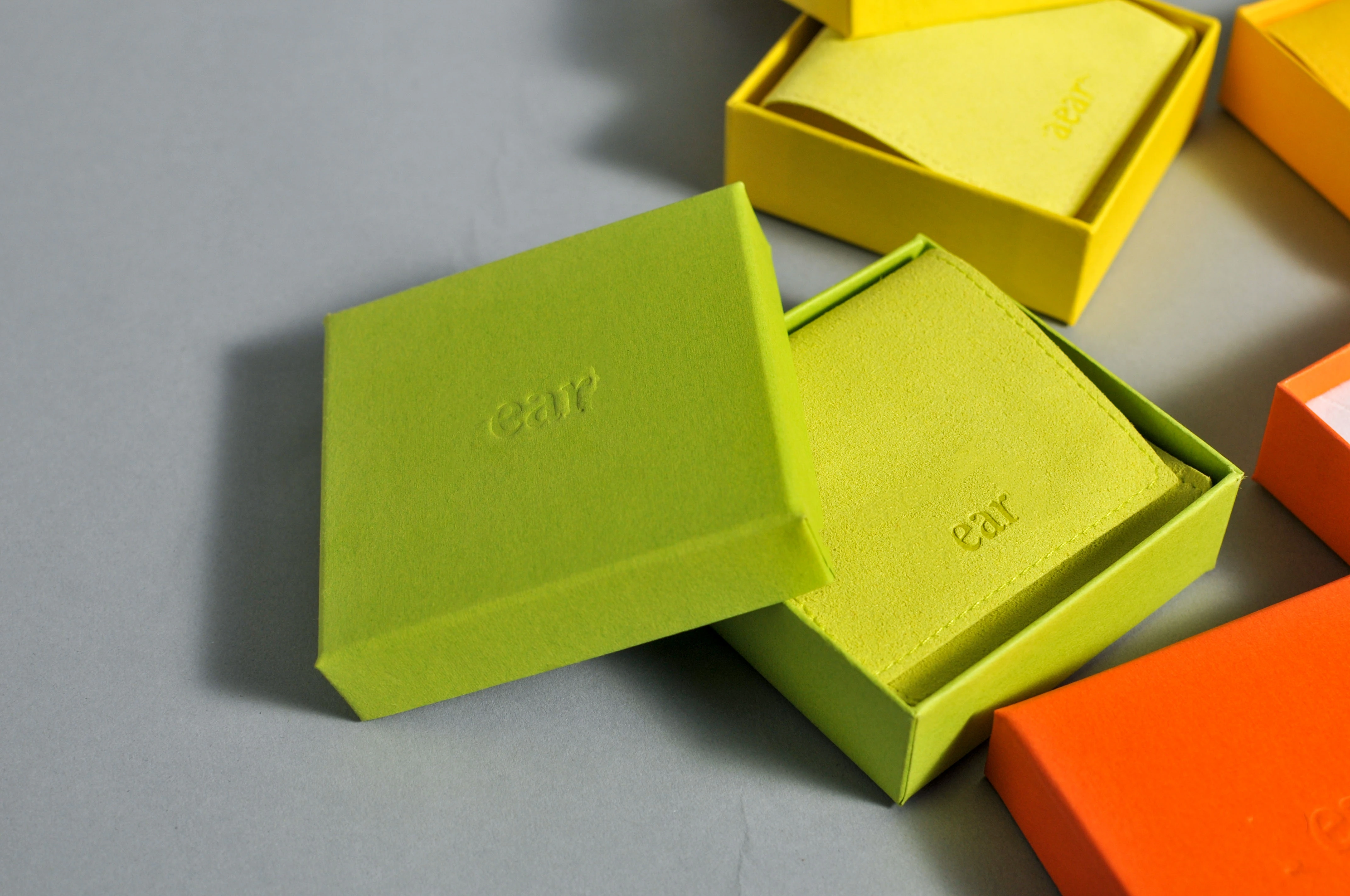 Jewelry Box With Jewelry Packaging Pouch Snap Button Microfiber Jewelry Pouch and Card Insert