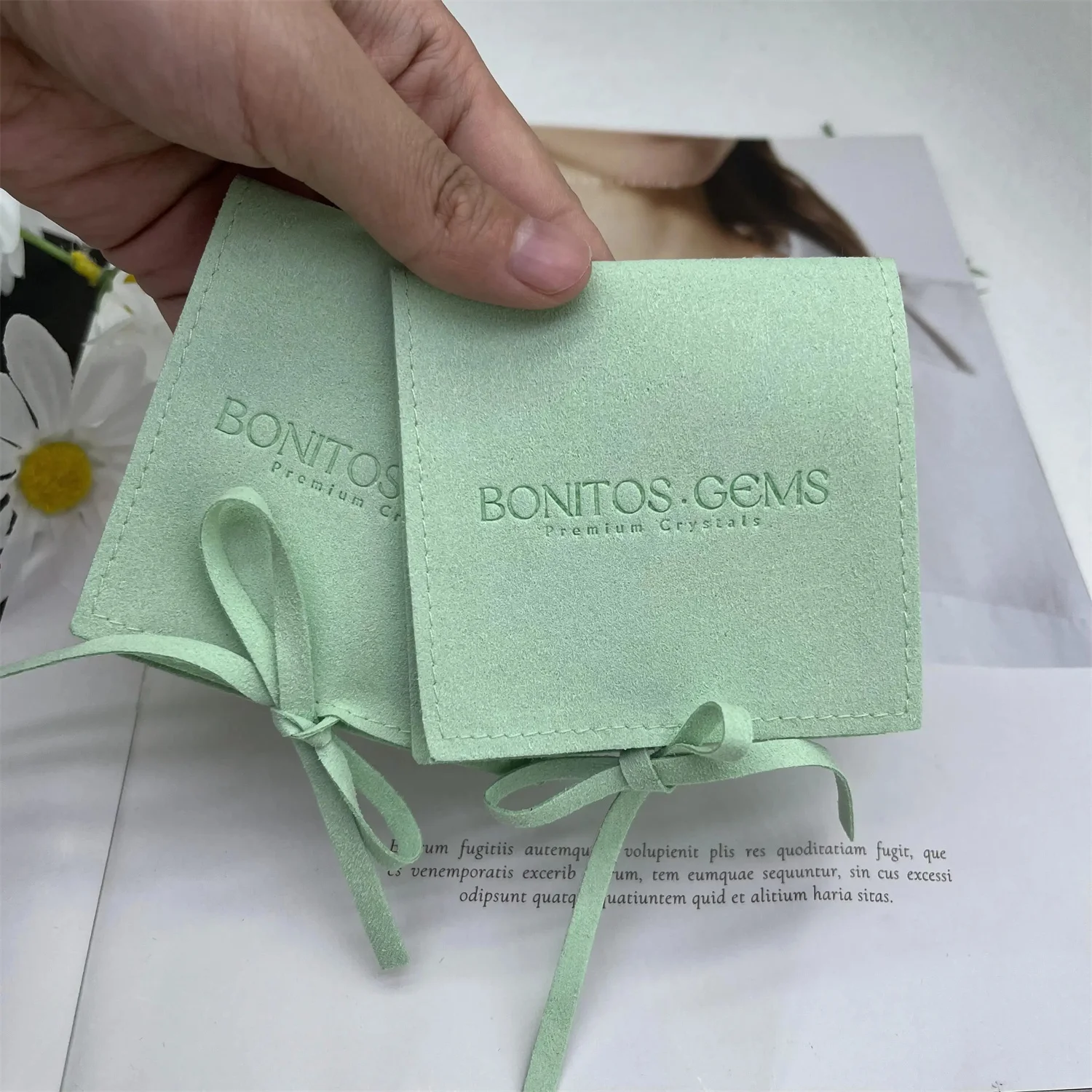 50pcs Personalized Logo Microfiber Jewelry Gift Bags Velvet Jewelry Rings Earings Packaging Organizer Wedding Pouches