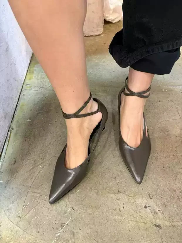 Women's Dark Brown Leather Pointed Toe Slingback Heels Crisscross Ankle Strap Kitten Heels for Office Parties Elegant Formal
