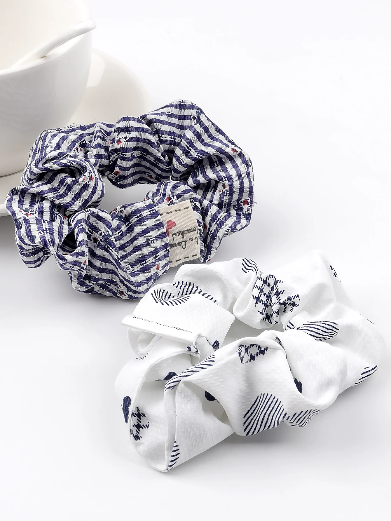 2pcs Retro blue and white checkered large intestine hair ring, temperament hair rope, small floral forest series girl zama rope