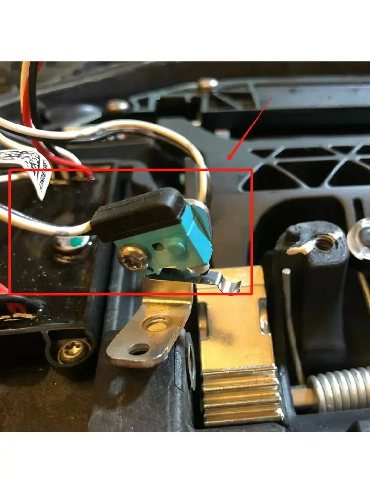 Upgrade-Kit für Tesla Model S 2012-2017: Türgriff-Reparaturset mit Mikroschalter-Kabelbaum 1016009-00-C 101600900C 1016009 1042845-00-A 1042845-00-B und Türverkleidungsclips