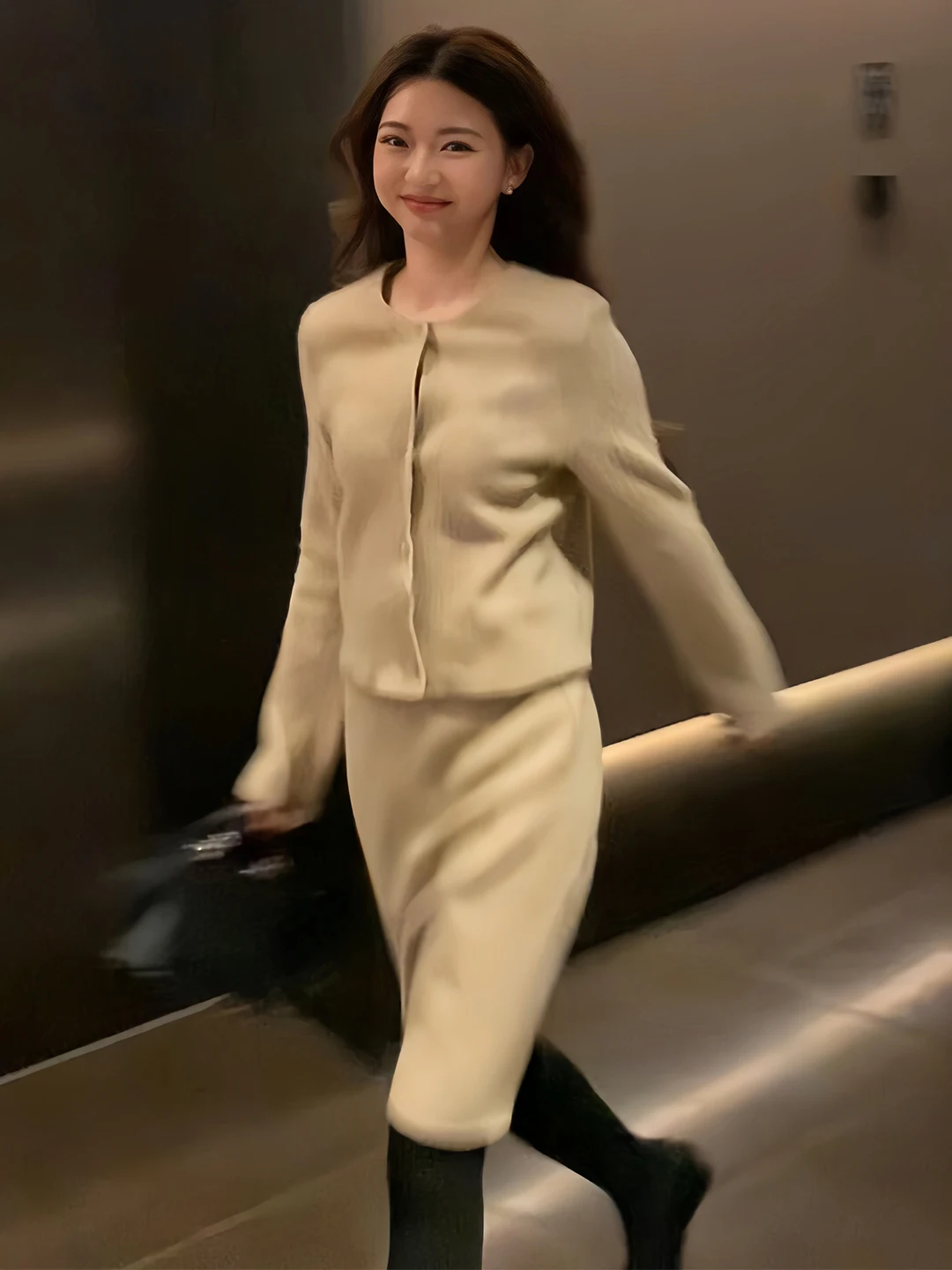 Korean Elegant Knitted Set Women's Loose Feelings Two-Piece Set Autumn 2026 New Lazy Casual Style Open Cardigan Skirt