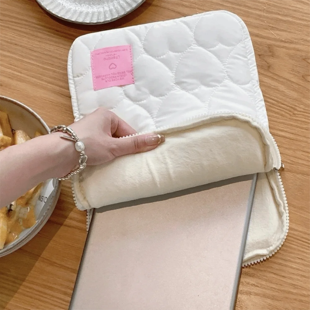 패션 러브 하트 태블릿 보관 가방 푹신한 디자인 한국 스타일 컴퓨터 가방 충격 방지 대용량 태블릿 파우치 여성